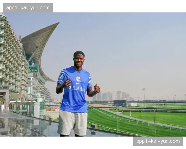 蒋圣龙伤缺影响防线 申花后防体系稳定性面临考验